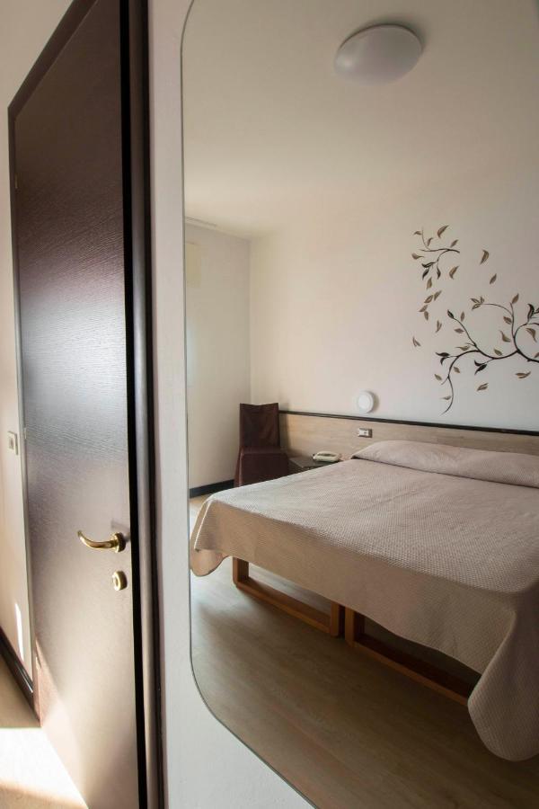 Hotel San Zeno San Zeno di Montagna Εξωτερικό φωτογραφία
